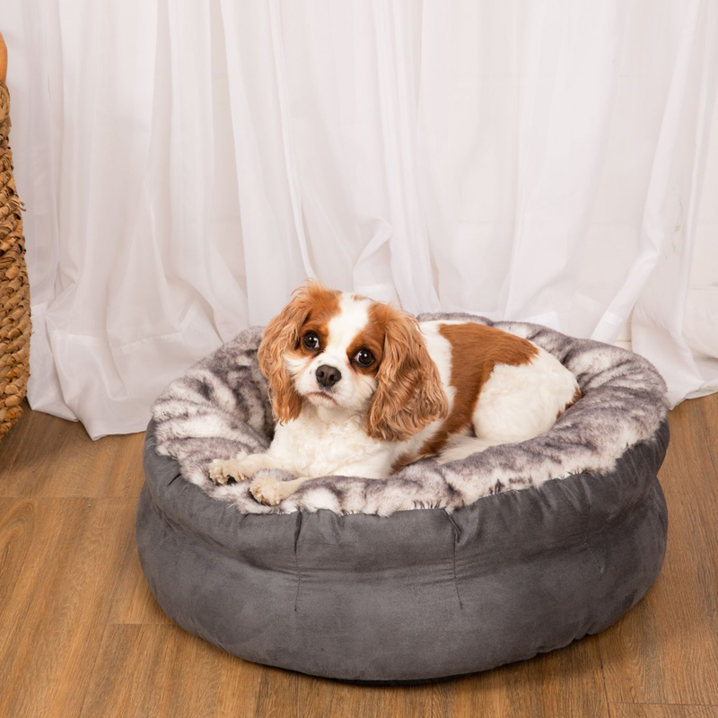 PupPouf™ Luxe Faux Fur Donut Pet Bed - Ultra Soft Chinchilla