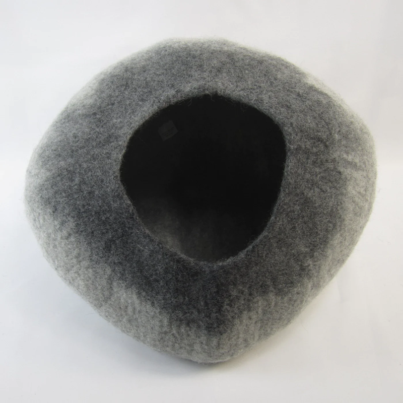 Graphite Ombre Organic Wool Cat Cave - Pet Bed